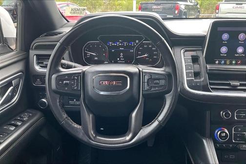 2021 GMC Yukon XL AT4