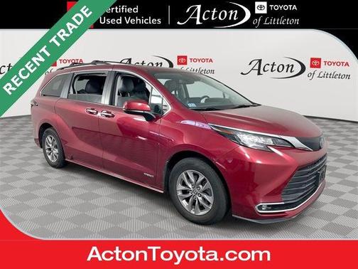 2021 Toyota Sienna XLE 7 Passenger