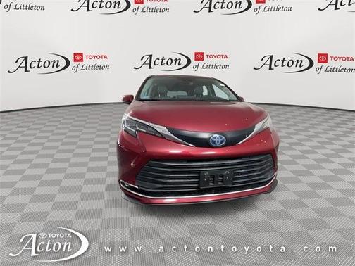 2021 Toyota Sienna XLE 7 Passenger