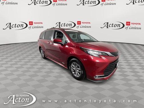 2021 Toyota Sienna XLE 7 Passenger