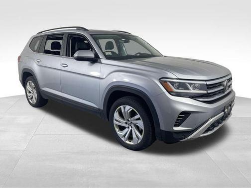 Pyrite Silver Metallic 2021 Volkswagen Atlas 3.6L SE w/Technology