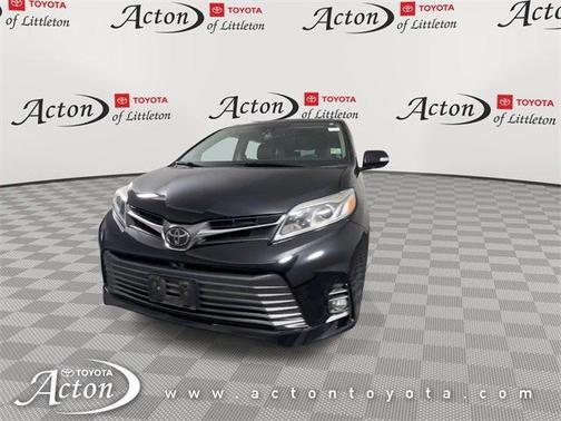 2019 Toyota Sienna Limited Premium