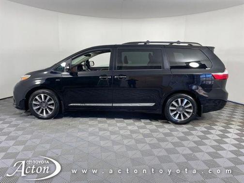 2019 Toyota Sienna Limited Premium