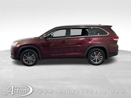 Ooh La La Rouge Mica 2018 Toyota Highlander XLE