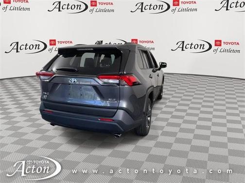 2022 Toyota RAV4 Hybrid XLE Premium