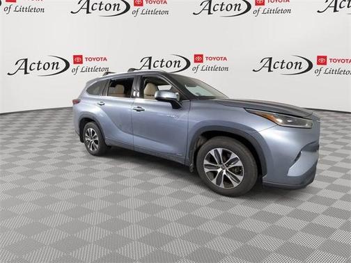 2021 Toyota Highlander Hybrid XLE