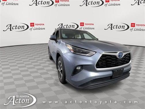 2021 Toyota Highlander Hybrid XLE