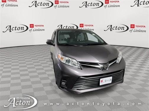 2020 Toyota Sienna XLE Premium