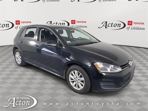 2017 Volkswagen Golf TSI S 4-Door
