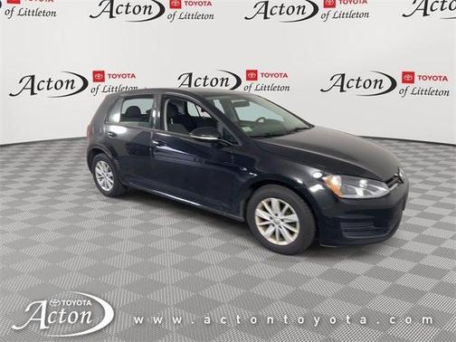 2017 Volkswagen Golf TSI S 4-Door