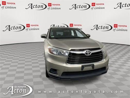 2015 Toyota Highlander LE