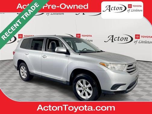 2012 Toyota Highlander SE