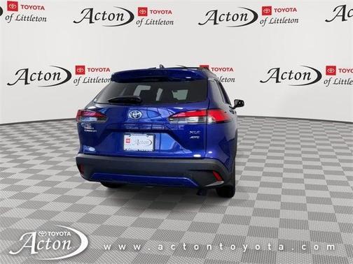 2025 Toyota Corolla Cross XLE