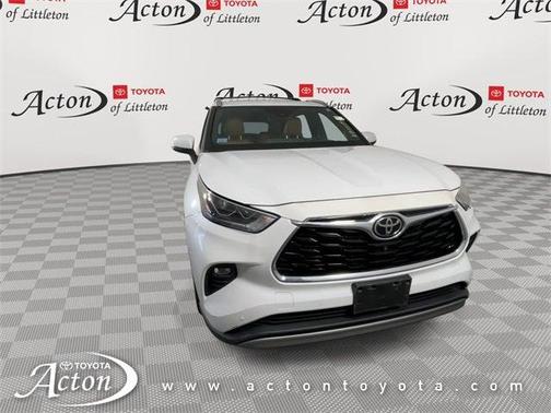 2022 Toyota Highlander Platinum