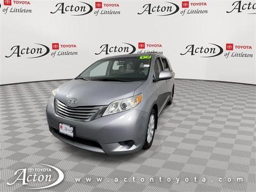 2017 Toyota Sienna LE