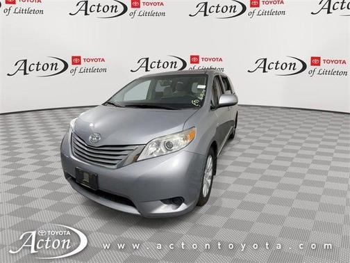 2017 Toyota Sienna LE