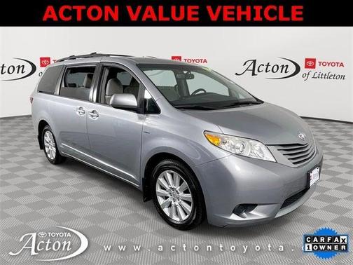 2017 Toyota Sienna LE