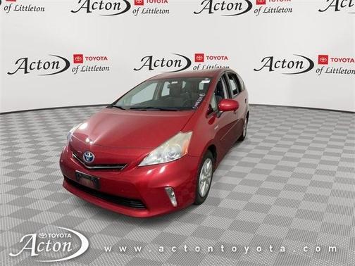 2013 Toyota Prius v Two