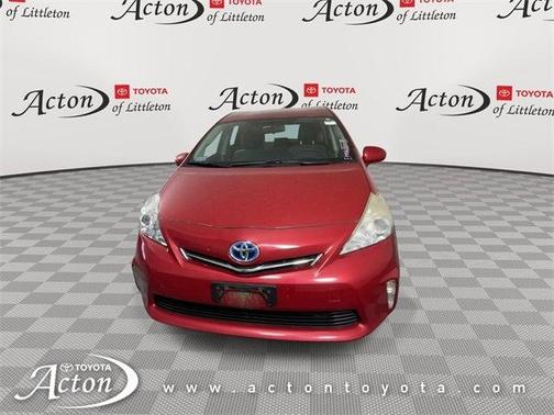 2013 Toyota Prius v Two