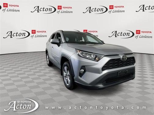 2020 Toyota RAV4 XLE