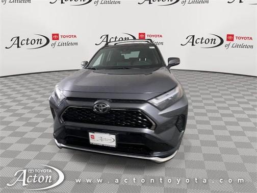 2025 Toyota RAV4 Hybrid SE