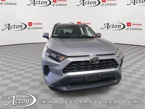 2020 Toyota RAV4 LE
