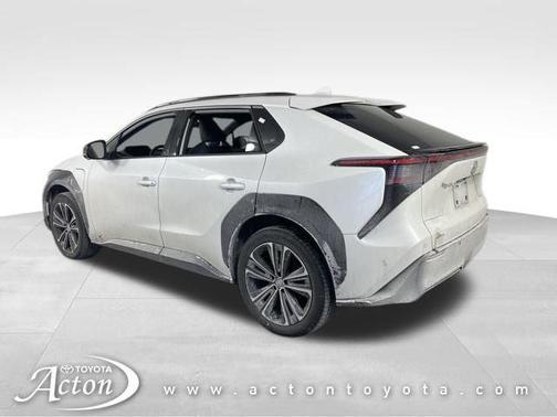 2024 Toyota bZ4X Limited
