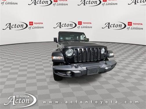 2021 Jeep Gladiator Willys 4x4