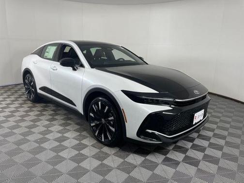 2026 Toyota Crown Platinum