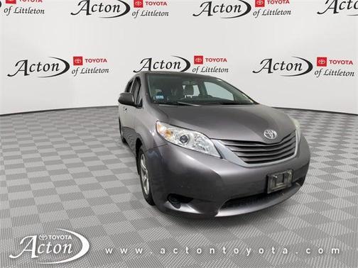 2016 Toyota Sienna LE