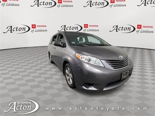 2016 Toyota Sienna LE