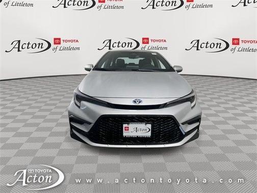 2025 Toyota Corolla Hybrid SE