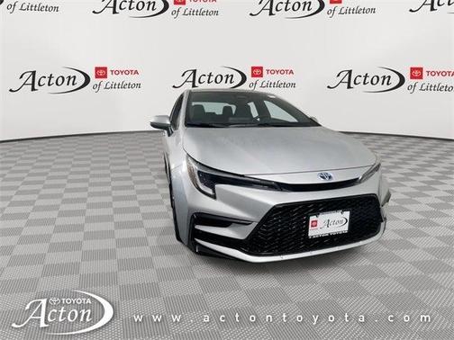 2025 Toyota Corolla Hybrid SE