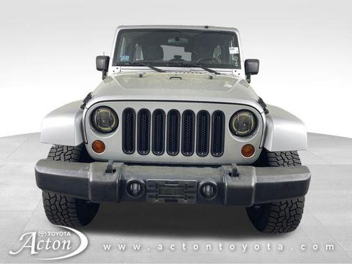 Bright Silver Metallic Clearcoat 2012 Jeep Wrangler Unlimited Sahara
