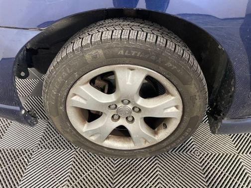 2007 Toyota Matrix Base