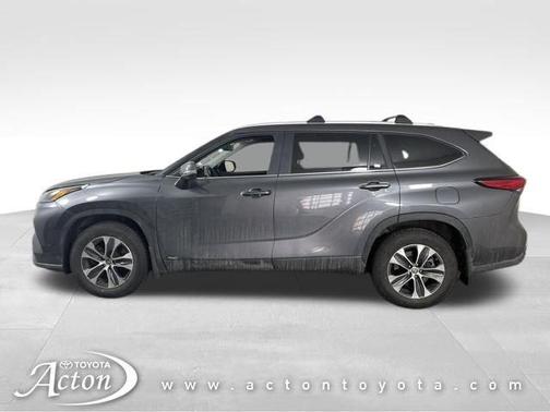 2023 Toyota Highlander Hybrid XLE