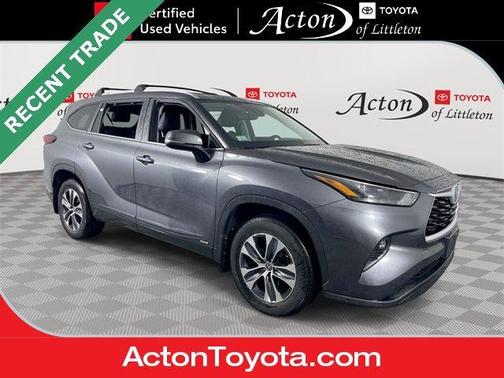 2023 Toyota Highlander Hybrid XLE