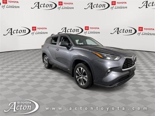 2023 Toyota Highlander Hybrid XLE