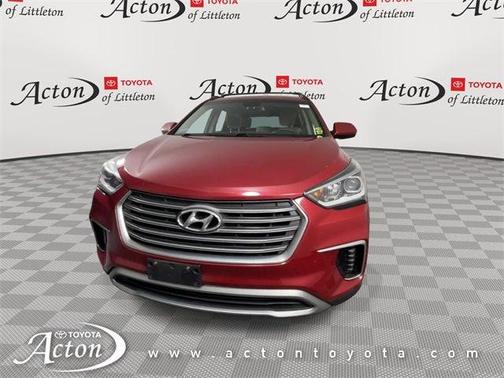 2017 Hyundai SANTA FE SE