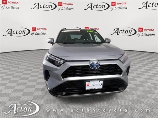 2022 Toyota RAV4 Hybrid SE