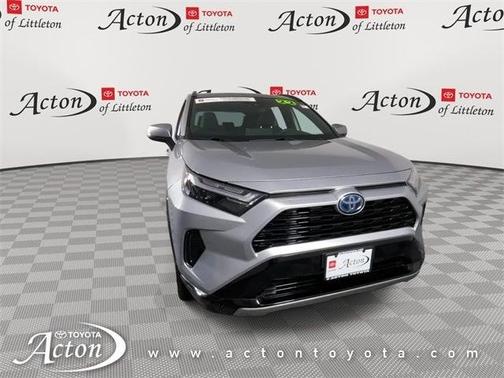 2022 Toyota RAV4 Hybrid SE
