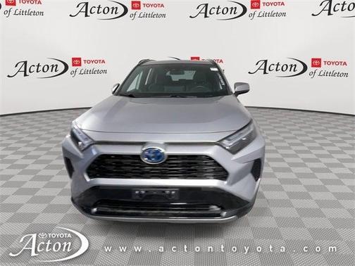 2022 Toyota RAV4 Hybrid SE