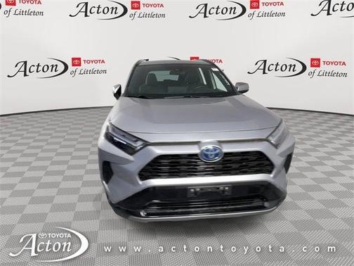 2022 Toyota RAV4 Hybrid SE