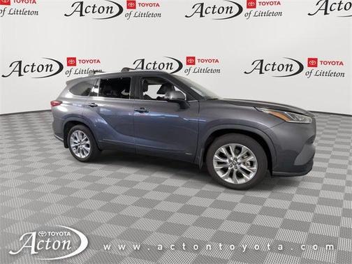 2022 Toyota Highlander Hybrid Limited