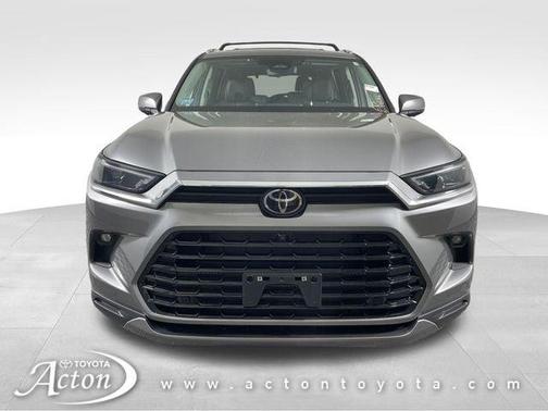 Heavy Metal 2025 Toyota Grand Highlander Platinum
