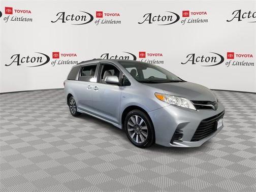 2020 Toyota Sienna LE