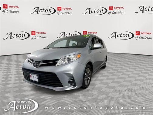 2020 Toyota Sienna LE
