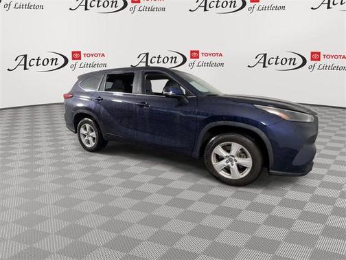 2023 Toyota Highlander LE