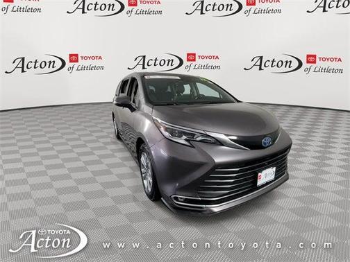 2022 Toyota Sienna Platinum 7 Passenger
