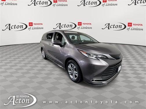 2022 Toyota Sienna Platinum 7 Passenger